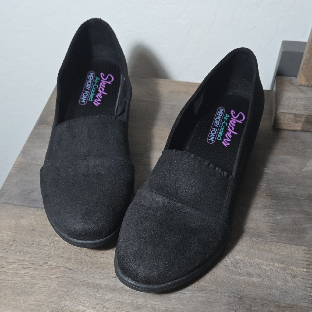 Skechers Women's Black Suede Loafers